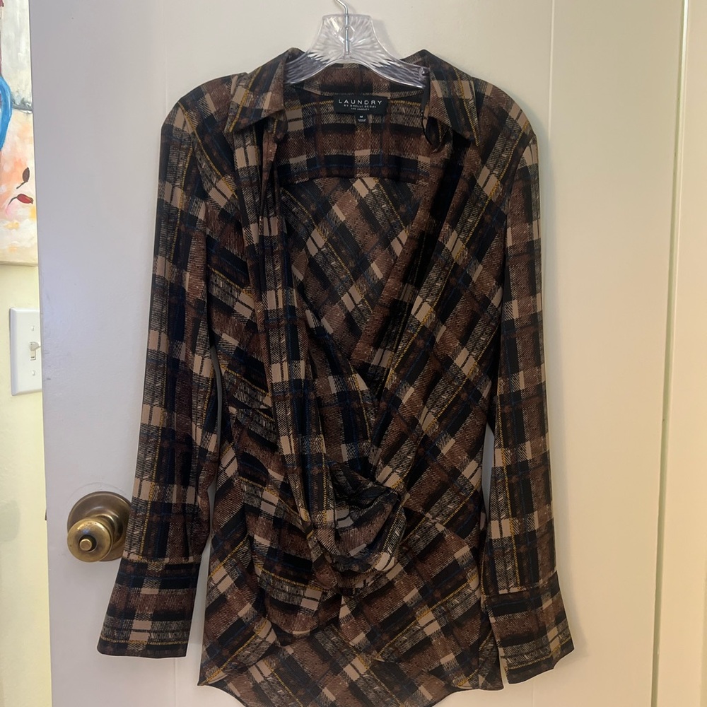 Laundry By Shelli Segal Black and Brown Wrap Button Down Shirt